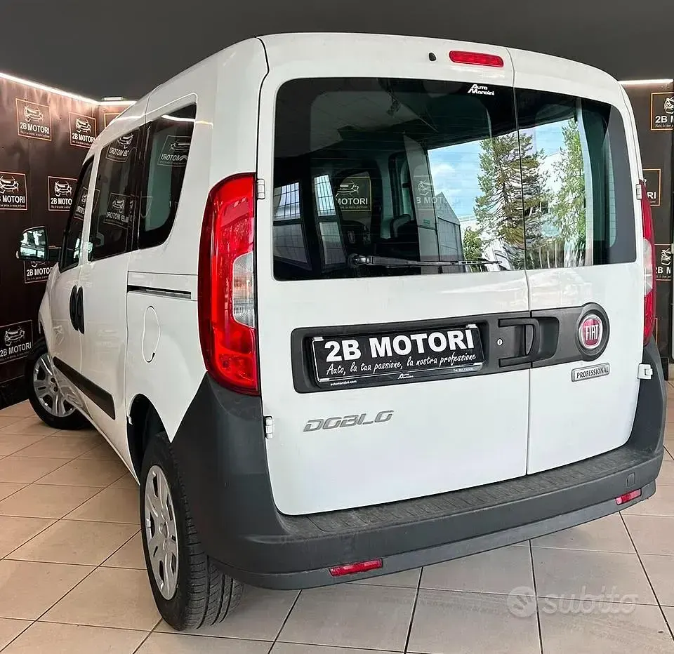 Usata Fiat Doblò 95 CV (69 kW) 2018 Bianco Monovolume