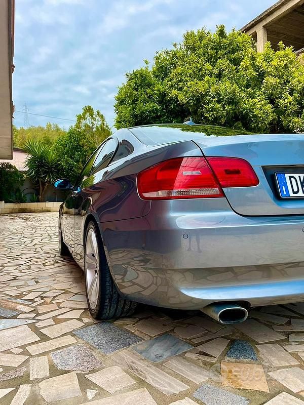 Usata BMW 320 177 CV (130 kW) 2007 Coupé