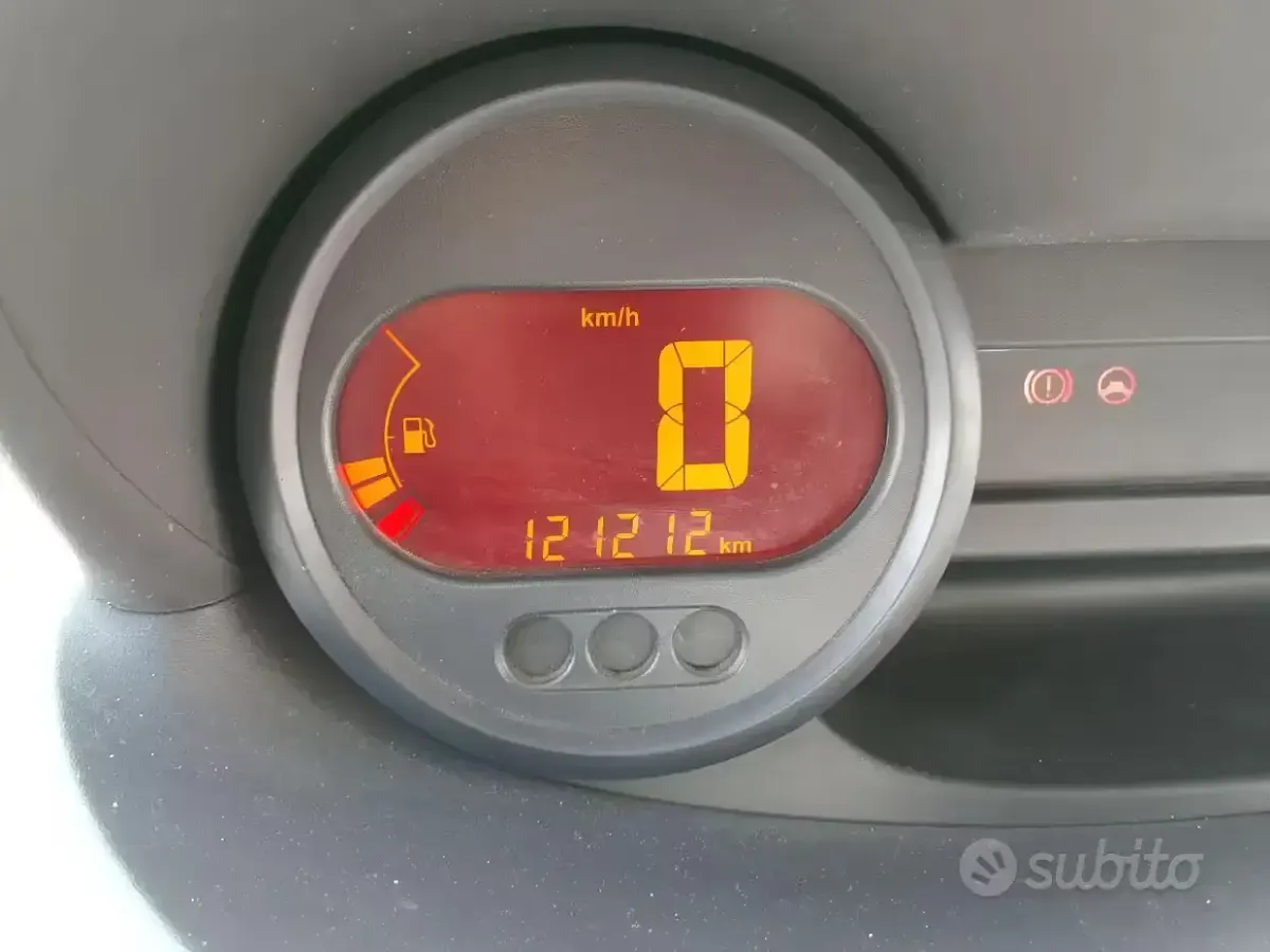 Usata Renault Twingo Dynamique 58 CV (42 kW) 2009 Grigio Utilitaria
