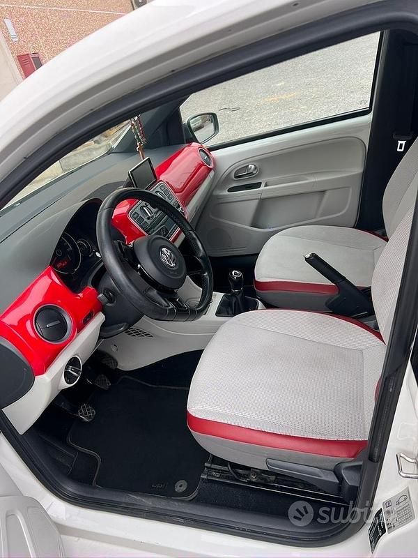 Usata VW up! 2015 Bianco Utilitaria