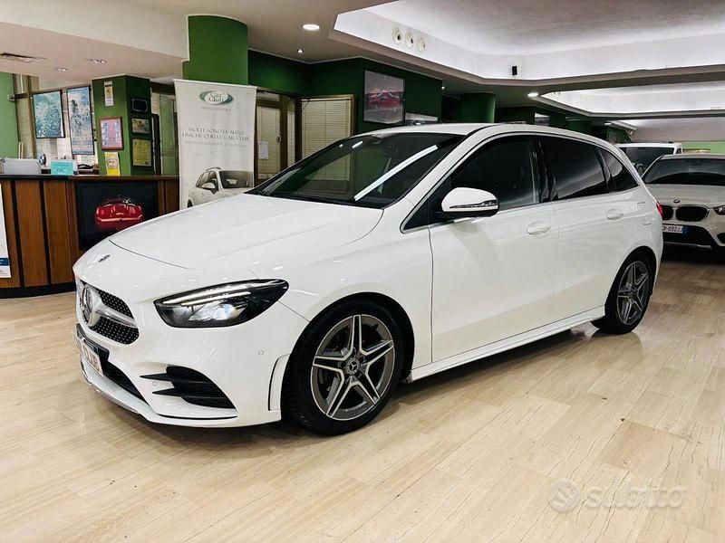 Bianco Usata 2021 Mercedes B180 Premium Monovolume | 21.990 € (Cara) - Immagine 1/4