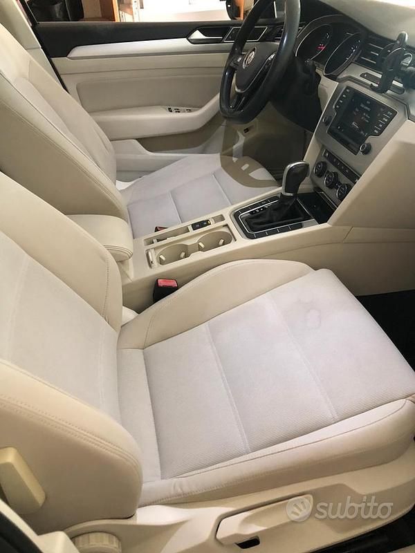 Usata VW Passat 150 CV (110 kW) 2016 Nero Berlina