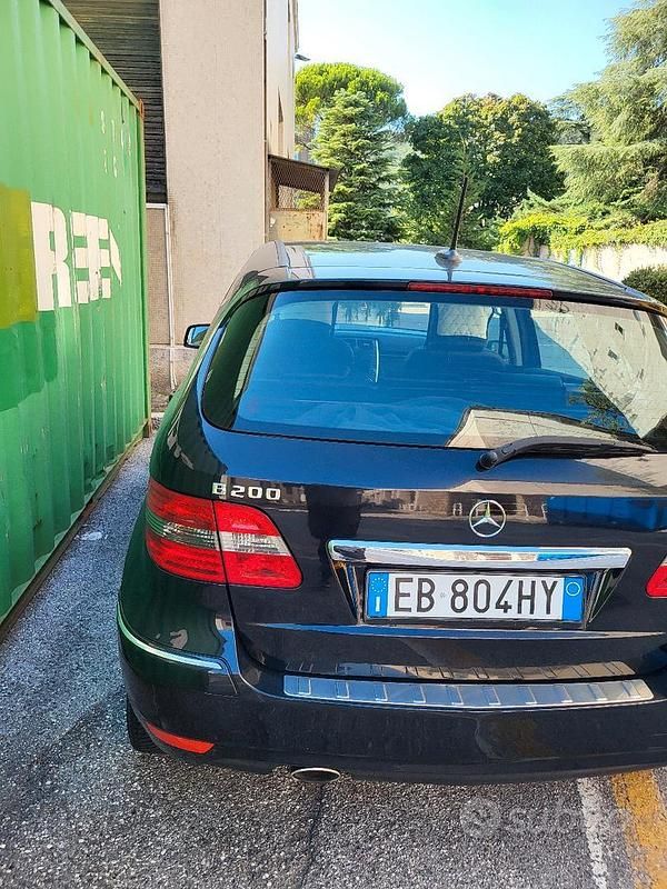 Usata Mercedes B200 Premium 2010 Nero Monovolume