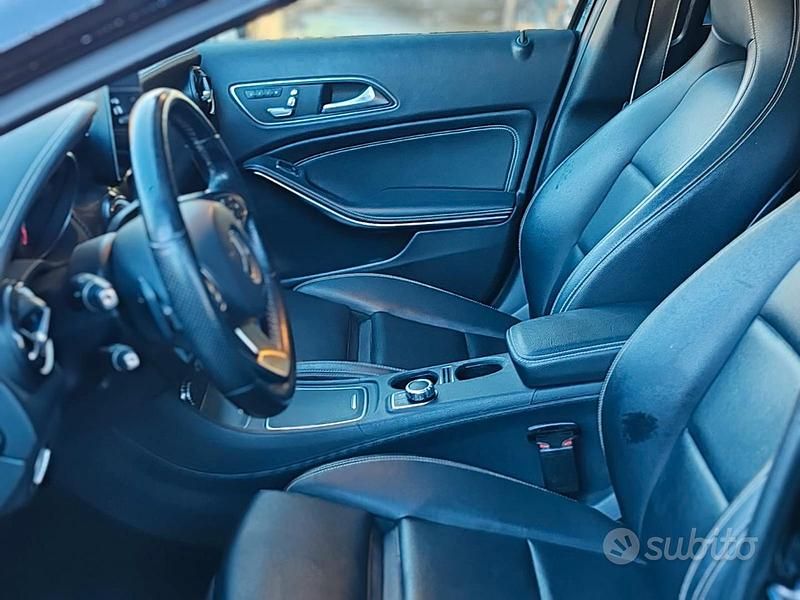 Usata Mercedes GLA200 136 CV (100 kW) 2019 Nero SUV
