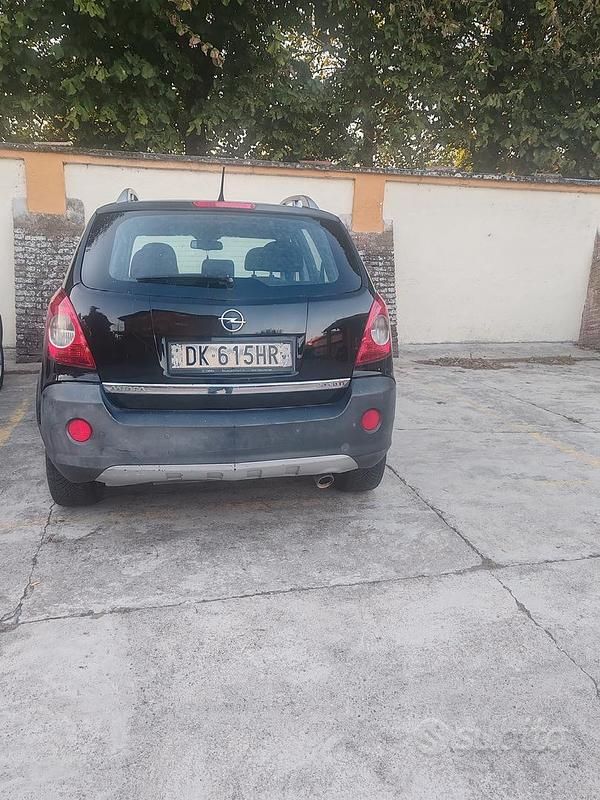 Usata Opel Antara 150 CV (110 kW) 2007 Nero SUV