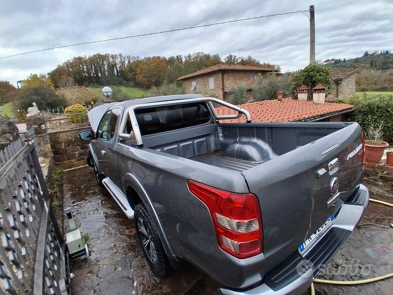 Usata Fiat Fullback 180 CV (132 kW) 2017 Grigio Pick-up