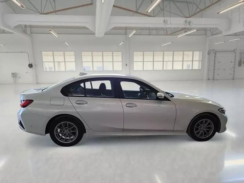 Usata BMW 318 Advantage 149 CV (109 kW) 2022 Berlina