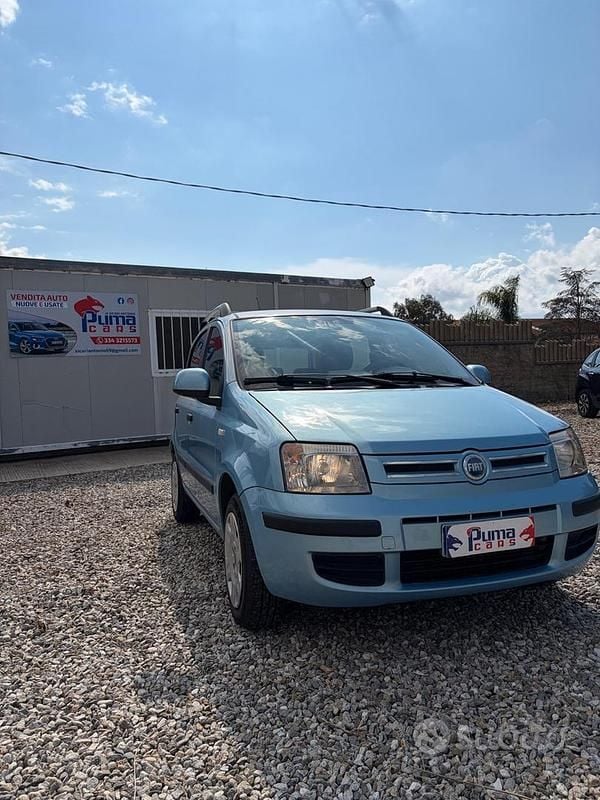 Usata Fiat Panda Emotion 69 CV (50 kW) 2008 Blu Utilitaria