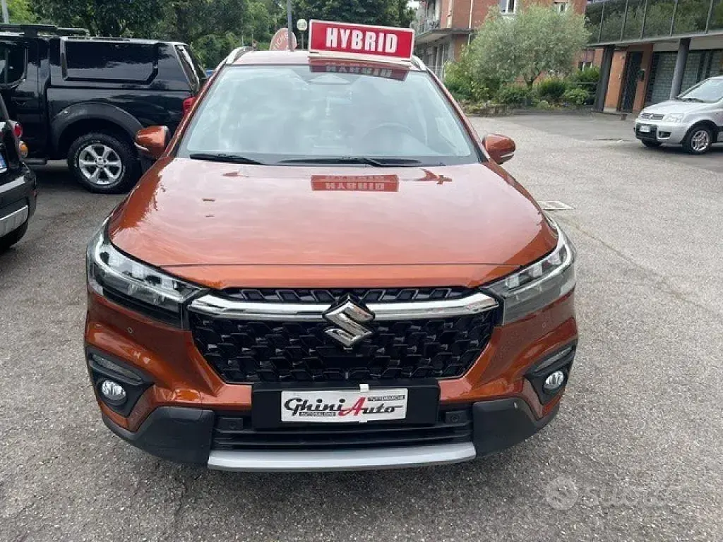 Usata Suzuki SX4 S-Cross 129 CV (94 kW) 2025 Arancione SUV