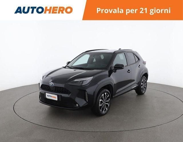Grigio Usata 2023 Toyota Yaris Hybrid Trend SUV | 22.999 € (Buon prezzo) - Immagine 1/2