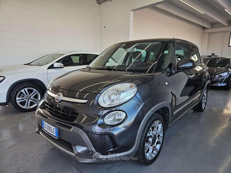 Usata Fiat 500L Living 84 CV (61 kW) 2015 Grigio scuro Monovolume