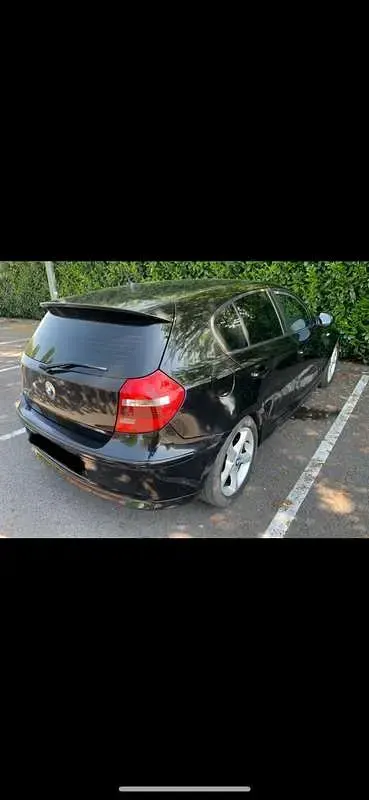 Usata BMW 118 143 CV (105 kW) 2010 Utilitaria