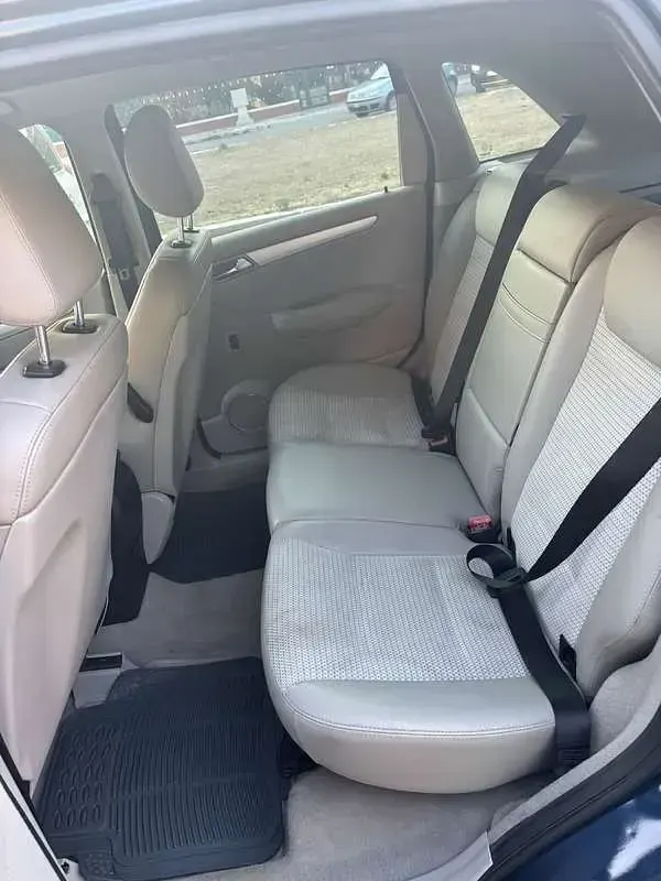 Usata Mercedes B200 140 CV (102 kW) 2007 Bluazzurro Monovolume