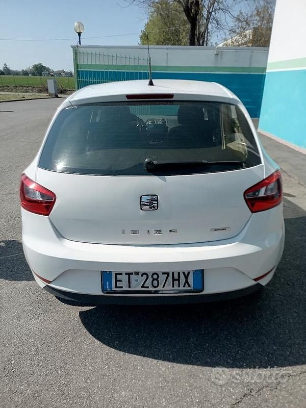 Usata Seat Ibiza 81 CV (59 kW) 2014 Bianco Berlina