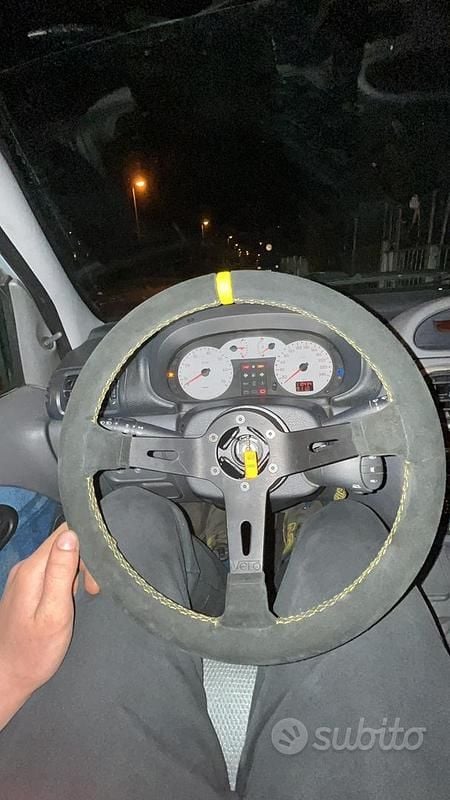 Usata Renault Clio II 2001 Grigio Berlina