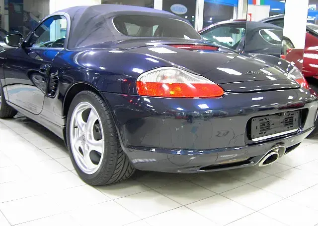 Usata Porsche Boxster 228 CV (167 kW) 2003 Blu met. Cabrio