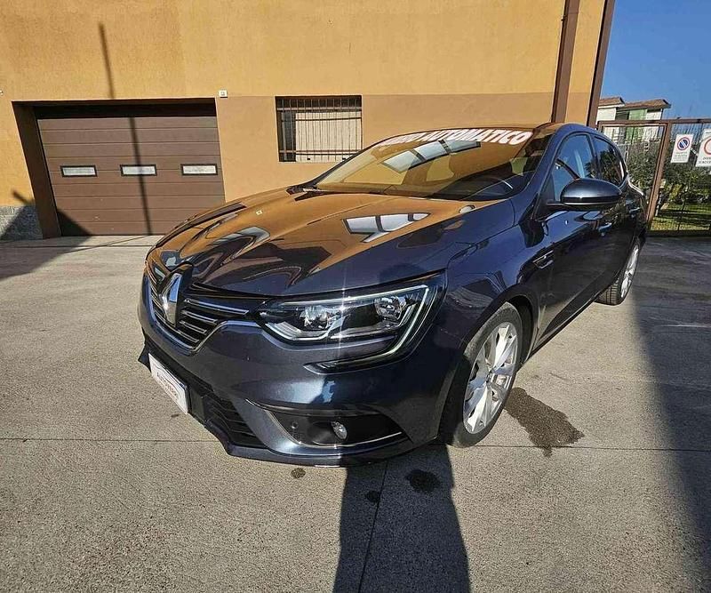 Usata Renault Mégane IV Intens 110 CV (80 kW) 2017 Grigio scuro Berlina