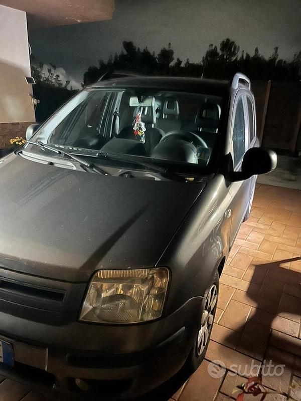 Usata Fiat Panda 69 CV (50 kW) 2011 Grigio Utilitaria