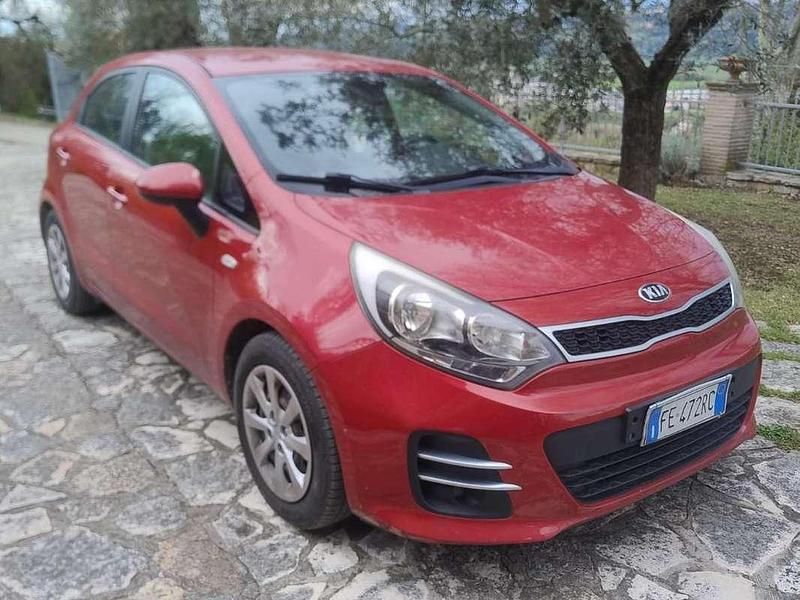 Usata Kia Rio 83 CV (61 kW) 2016 Utilitaria