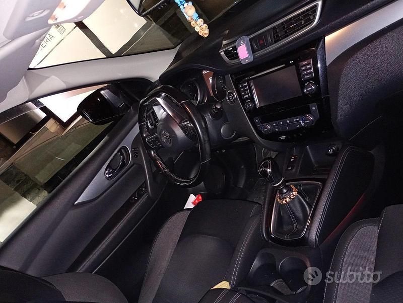 Usata Nissan Qashqai 2021 Bianco SUV