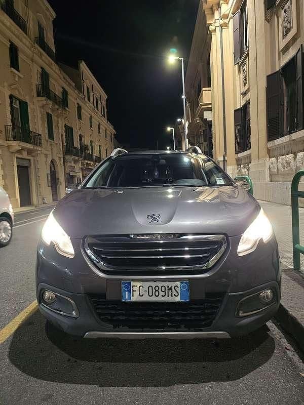 Grigio Usata 2016 Peugeot 2008 Allure SUV | 6000 € (Super prezzo) - Immagine 1/4