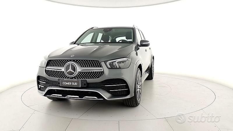 Usata Mercedes GLE300 Premium 272 CV (200 kW) 2023 Grigio SUV
