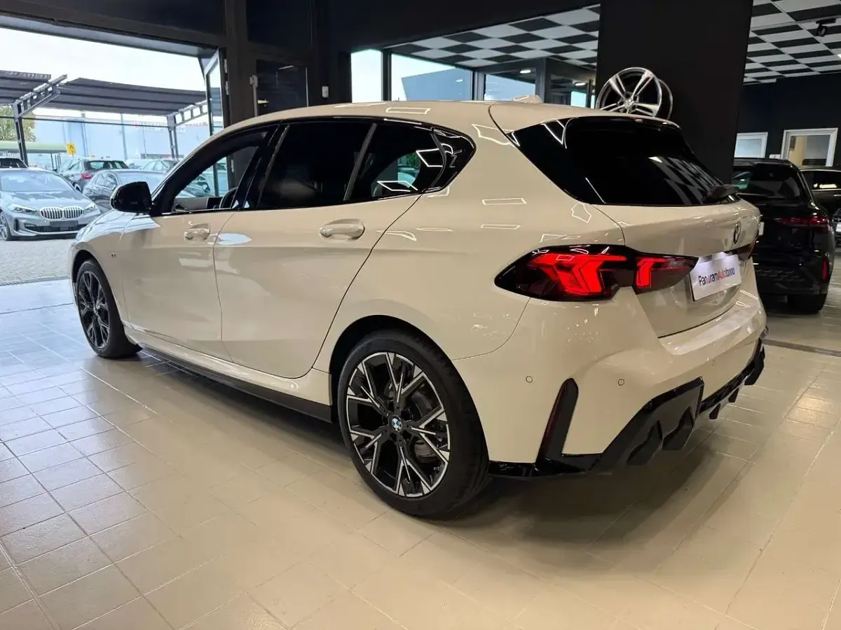 Usata BMW 118 M Sport 150 CV (110 kW) 2024 Bianco Berlina