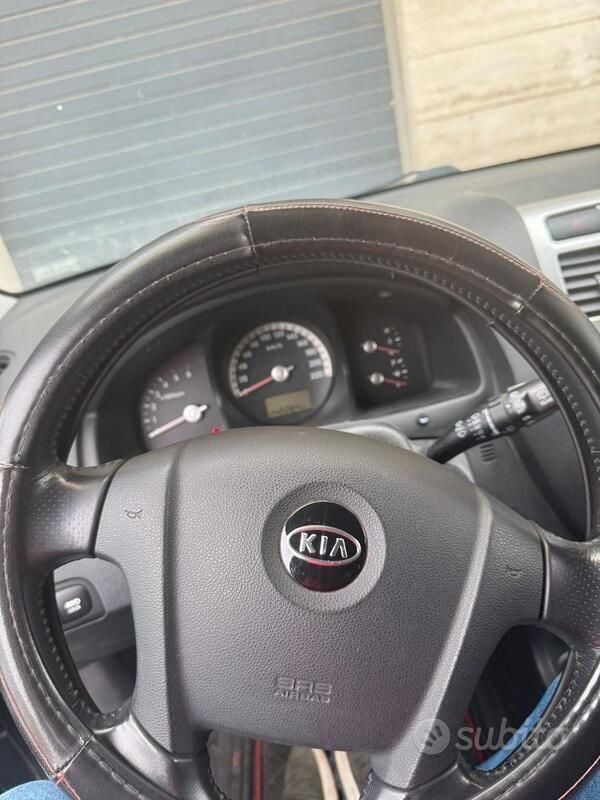 Usata Kia Sportage 2008 Grigio SUV