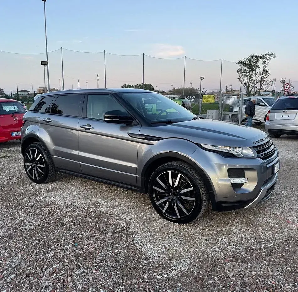 Usata Land Rover Range Rover evoque Dynamic 150 CV (110 kW) 2012 Grigio SUV