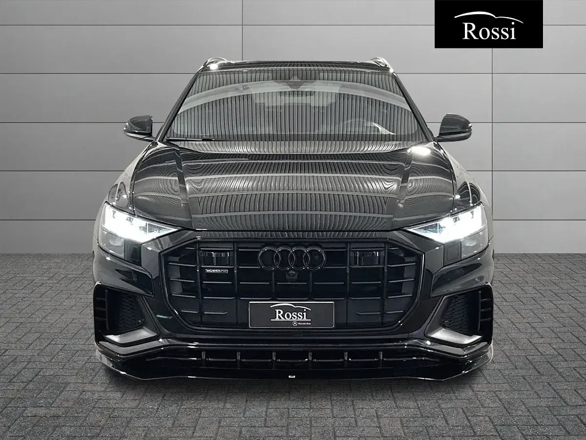Usata Audi Q8 286 CV (210 kW) 2018 Nero SUV