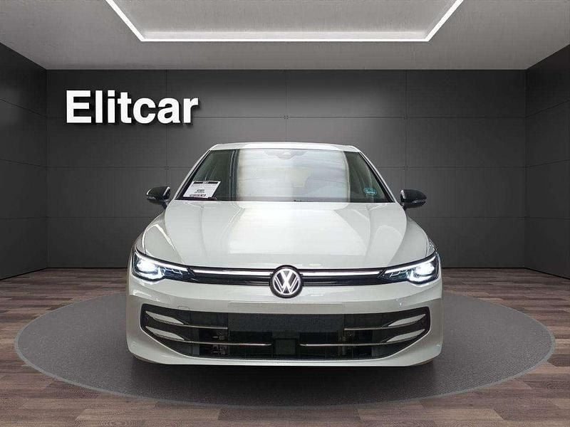 Usata VW Golf VIII Life 150 CV (110 kW) 2025 Argento Berlina