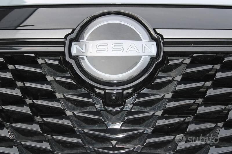 Usata Nissan Qashqai 360º 140 CV (102 kW) 2025 Gray SUV