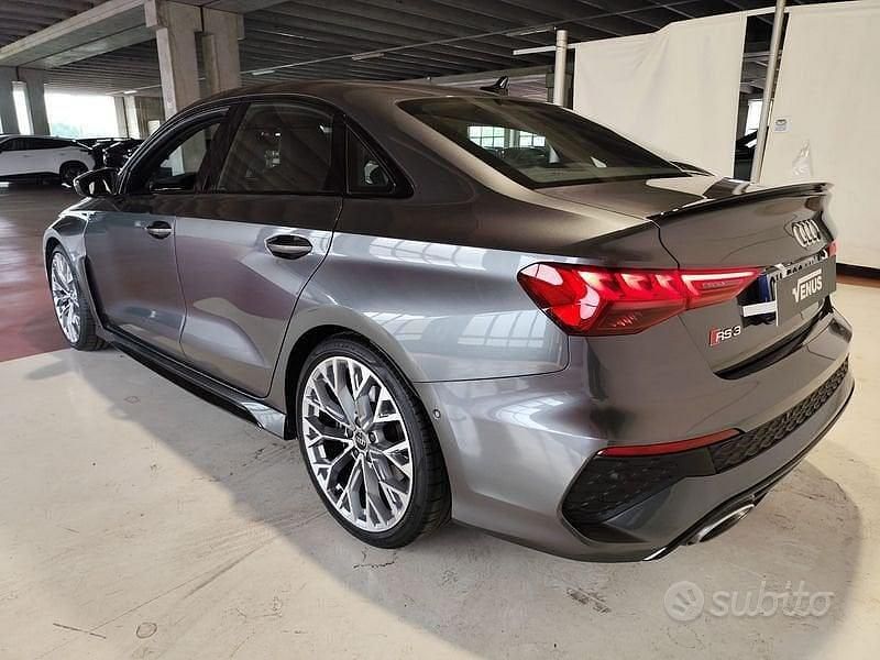 Usata Audi RS3 Ambiente 400 CV (294 kW) 2022 Grigio scuro Berlina