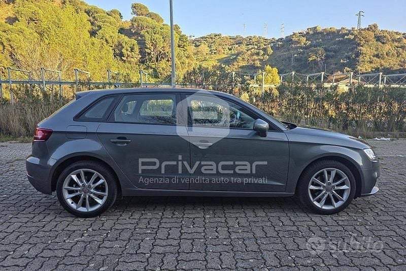 Usata Audi A3 Sportback Sport 116 CV (85 kW) 2017 Grigio Utilitaria