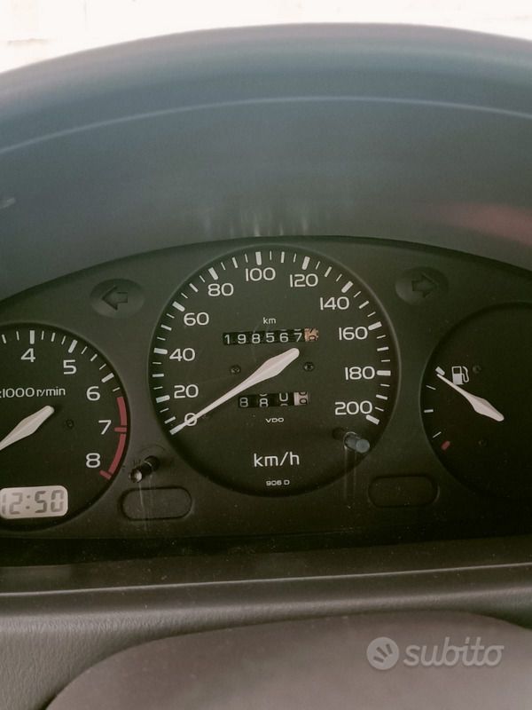 Usata Nissan Micra 60 CV (44 kW) 1994 Grigio Utilitaria