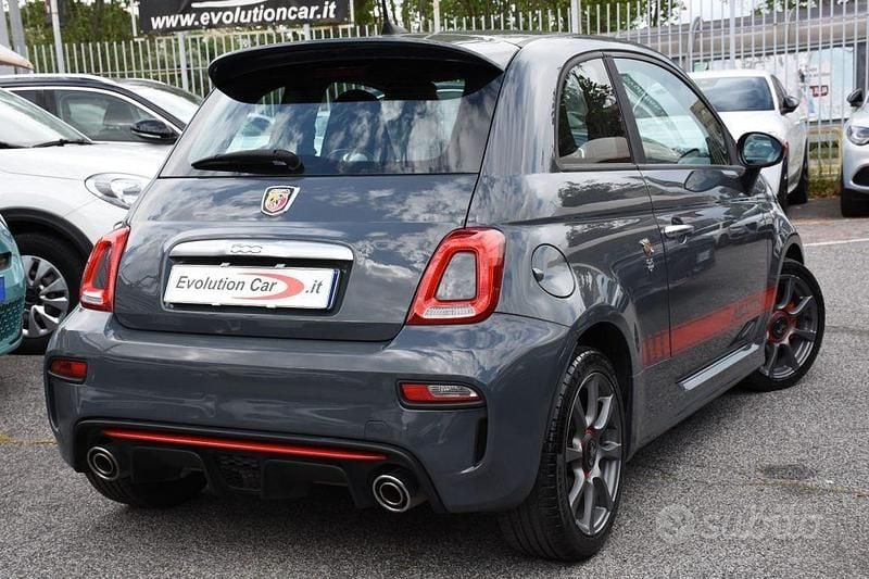 Usata Abarth 595 145 CV (106 kW) 2022 Grigio Utilitaria