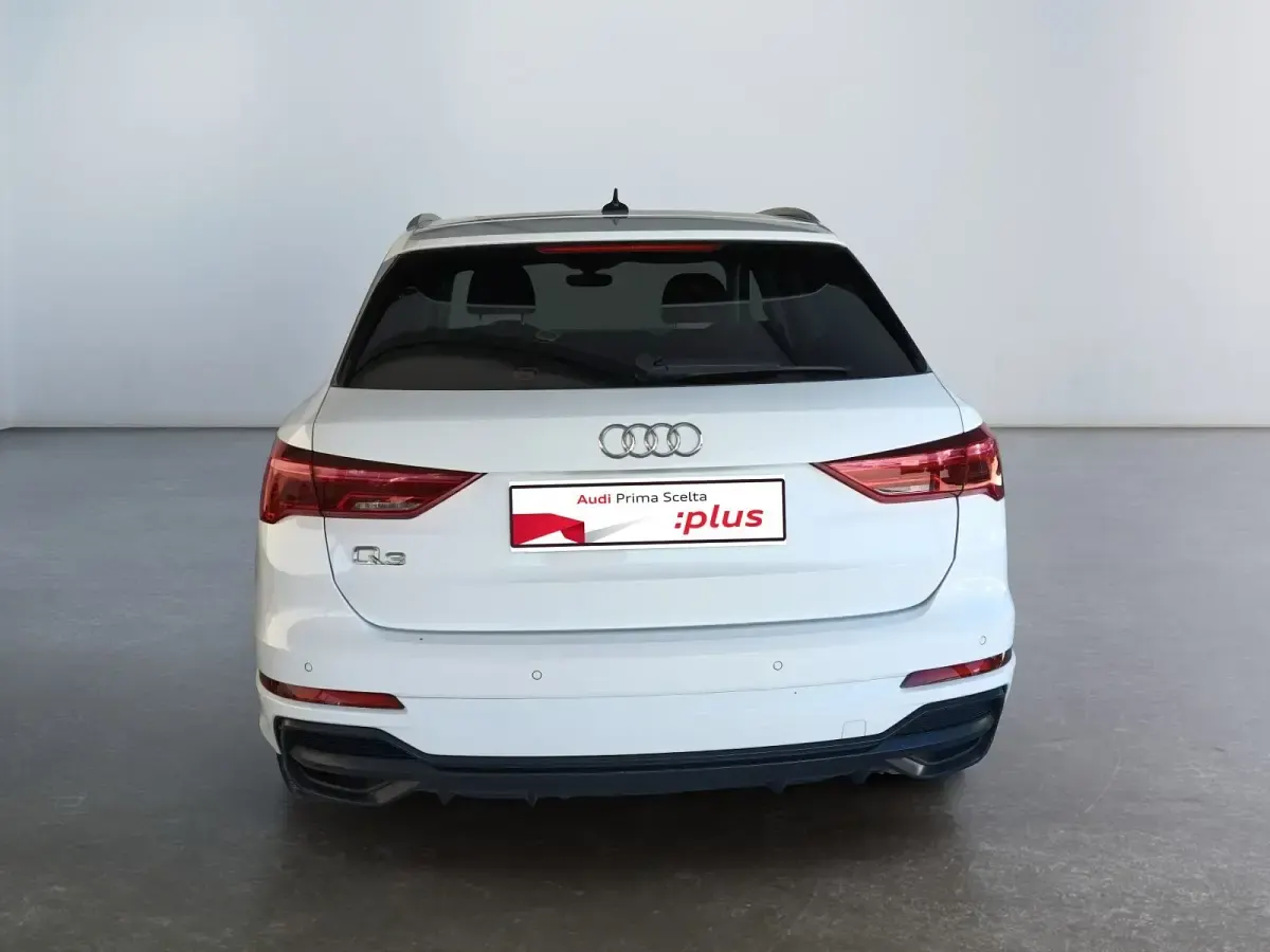 Usata Audi Q3 S-Line 245 CV (180 kW) 2022 Bianco SUV