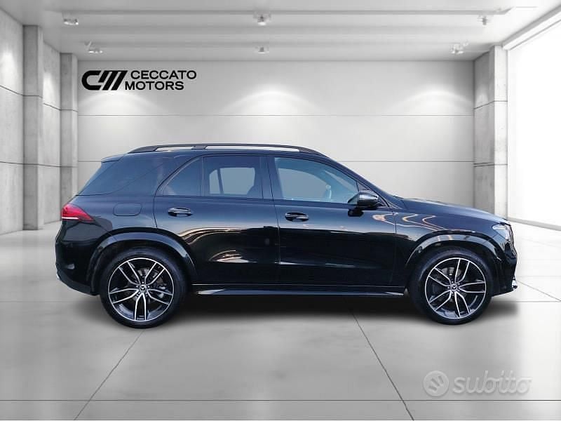 Usata Mercedes GLE400 Premium Plus 330 CV (242 kW) 2023 Nero SUV