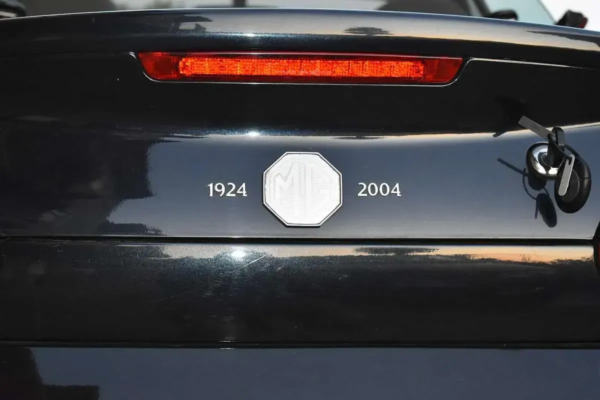 Usata MG TF 116 CV (85 kW) 2004 Cabrio