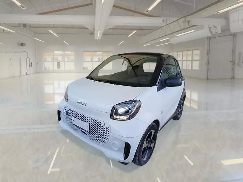 Nero Usata 2021 Smart ForTwo Coupé Passion Utilitaria | 10.750 € (Buon prezzo) - Immagine 1/4