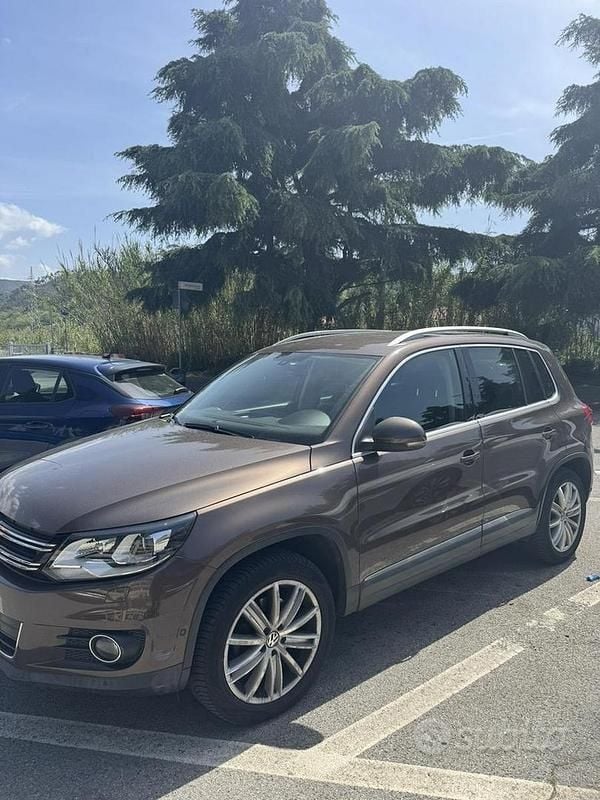 Usata VW Tiguan 140 CV (102 kW) 2012 Marrone SUV