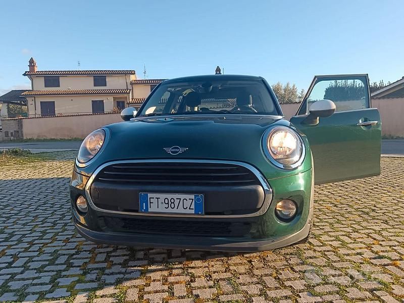 Usata Mini ONE 75 CV (55 kW) 2018 Verde Utilitaria