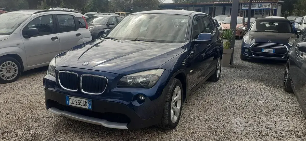 Usata BMW X1 177 CV (130 kW) 2010 Blu SUV