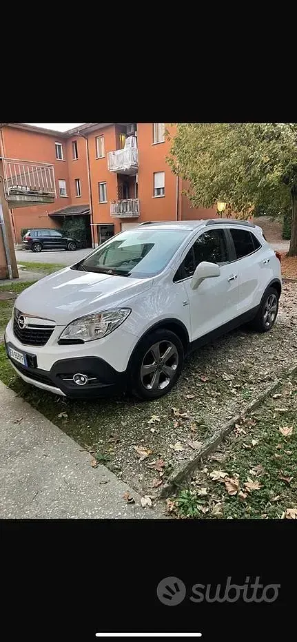 Usata Opel Mokka 131 CV (96 kW) 2014 Bianco SUV