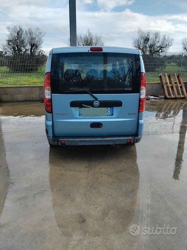 Usata Fiat Doblò 2006 Blu Monovolume
