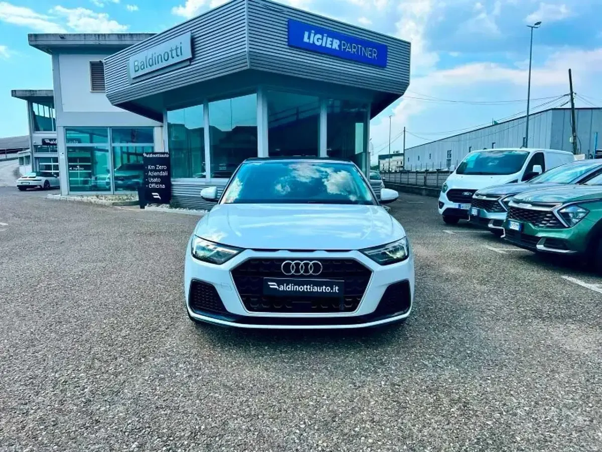 Usata Audi A1 Admired 95 CV (69 kW) 2022 Bianco SUV