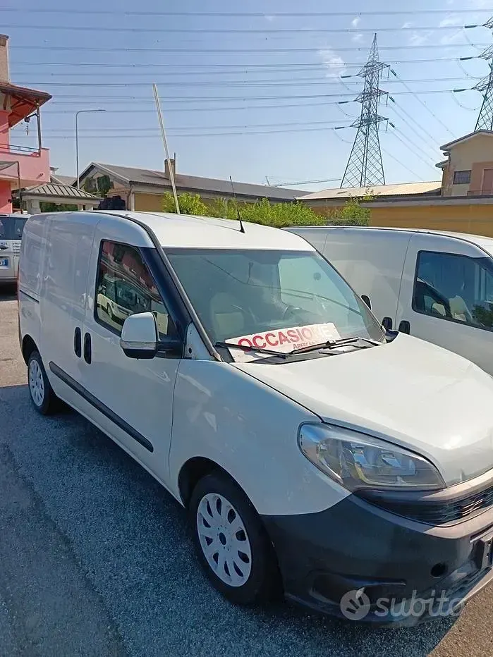 Usata Fiat Doblò 95 CV (69 kW) 2018 Bianco Monovolume