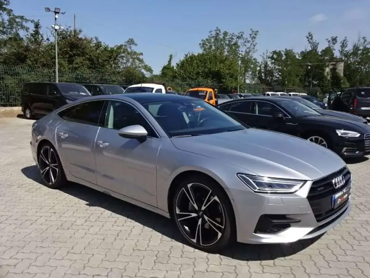 Usata Audi A7 Sportback Business Plus 245 CV (180 kW) 2021 Argento Utilitaria