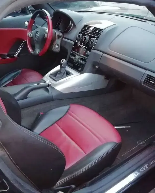 Usata Opel GT 264 CV (194 kW) 2008 Cabrio