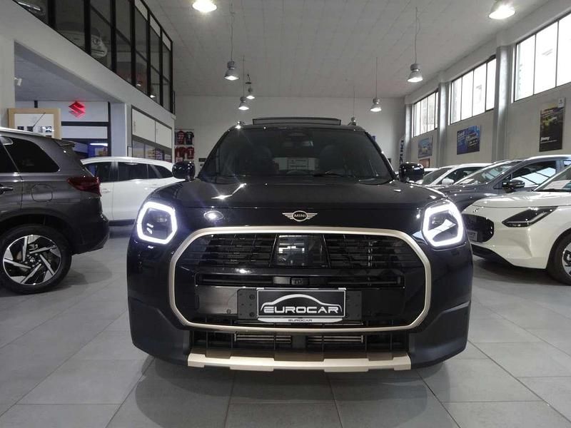 Usata Mini Cooper Countryman Favoured 170 CV (125 kW) 2024 Nero SUV